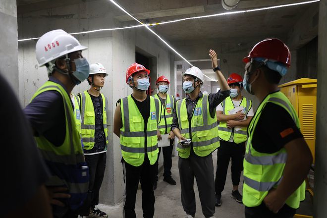 四大機器人現身工地，碧桂園以科技賦能安全生產與文明施工新標桿